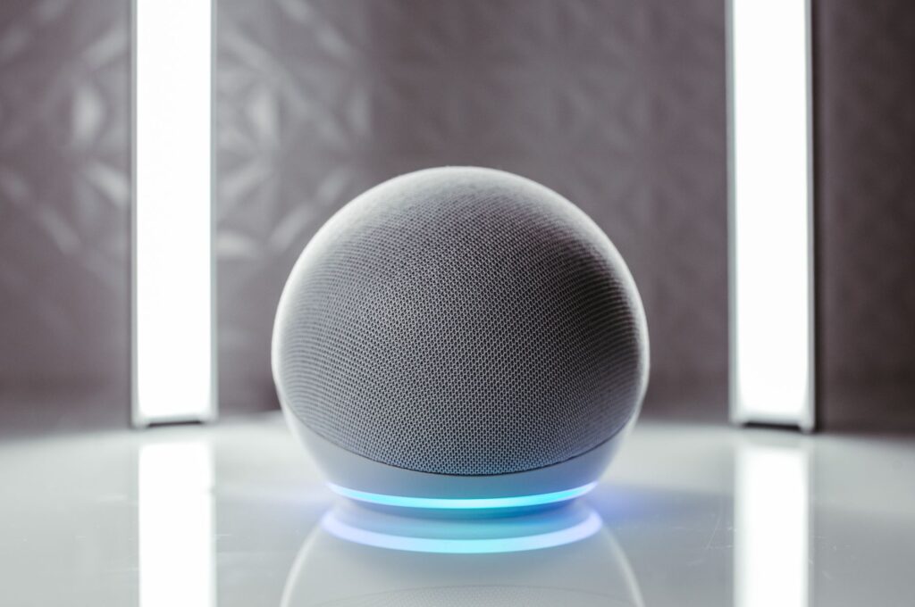 Webex voice assistant versus Webex meeting assistant: which one should handle scheduling, reminders, and confirmations?