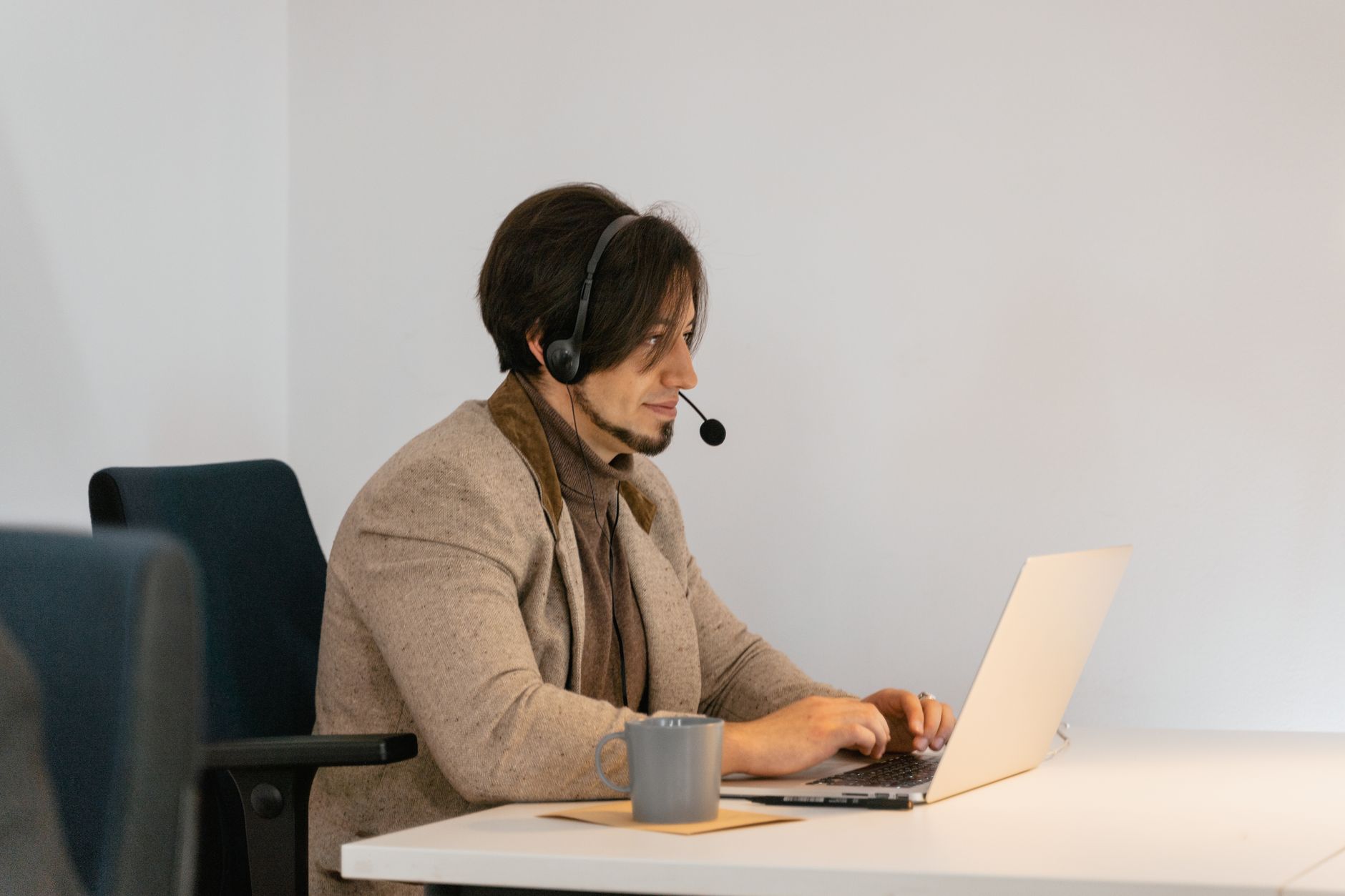 webex assistant closed captioning